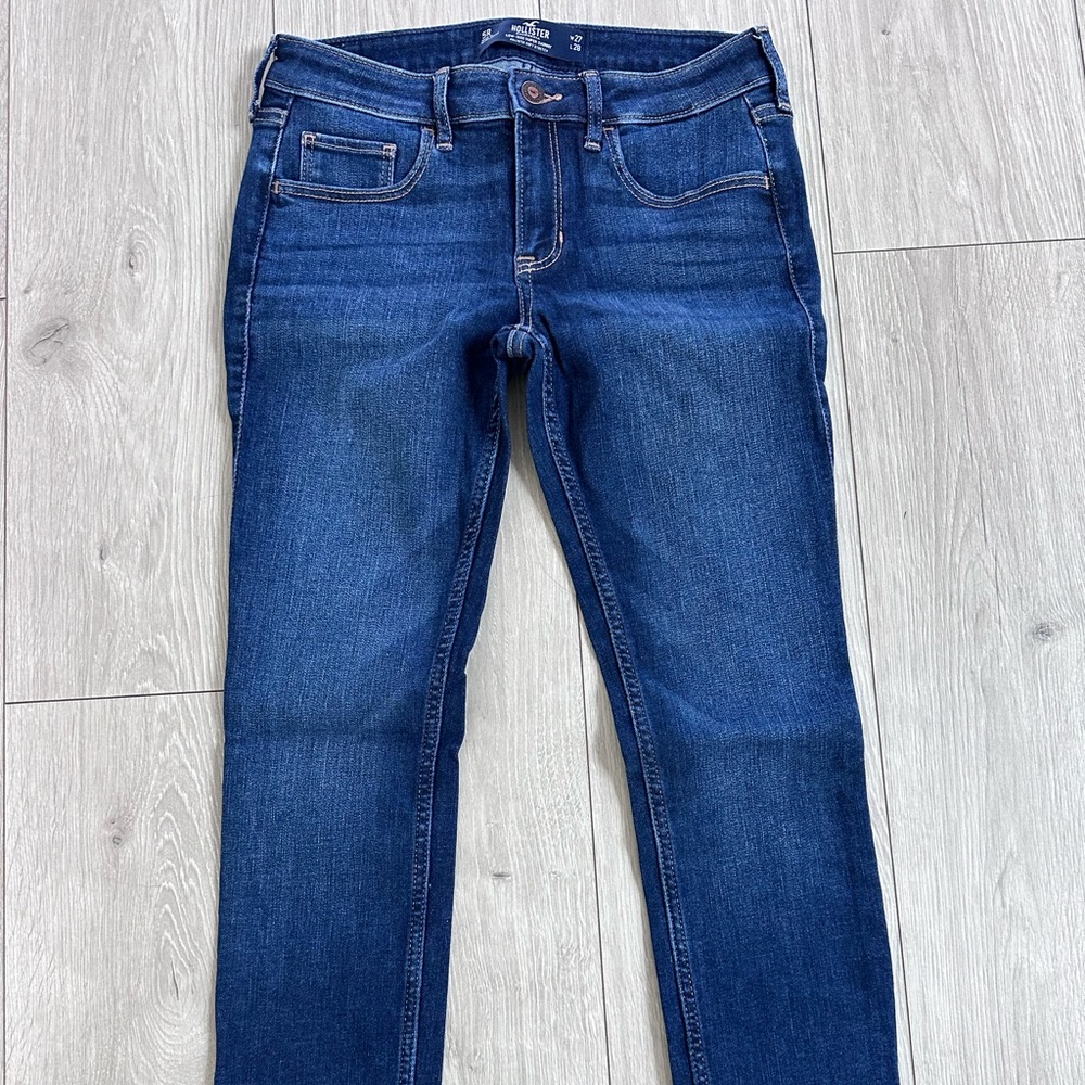 Hollister Dark Blue Women's Low - Rise Super Skinny Jeans